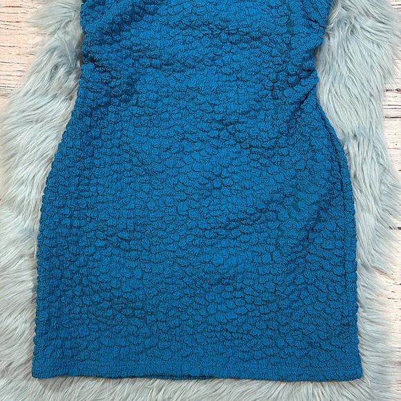 NWT By Anthropologie Textured Bubble Mini Mini Shift Dress Petite - Picture 9 of 10